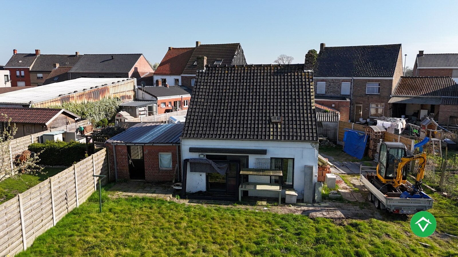 Te renoveren woning in centrum Koekelare 