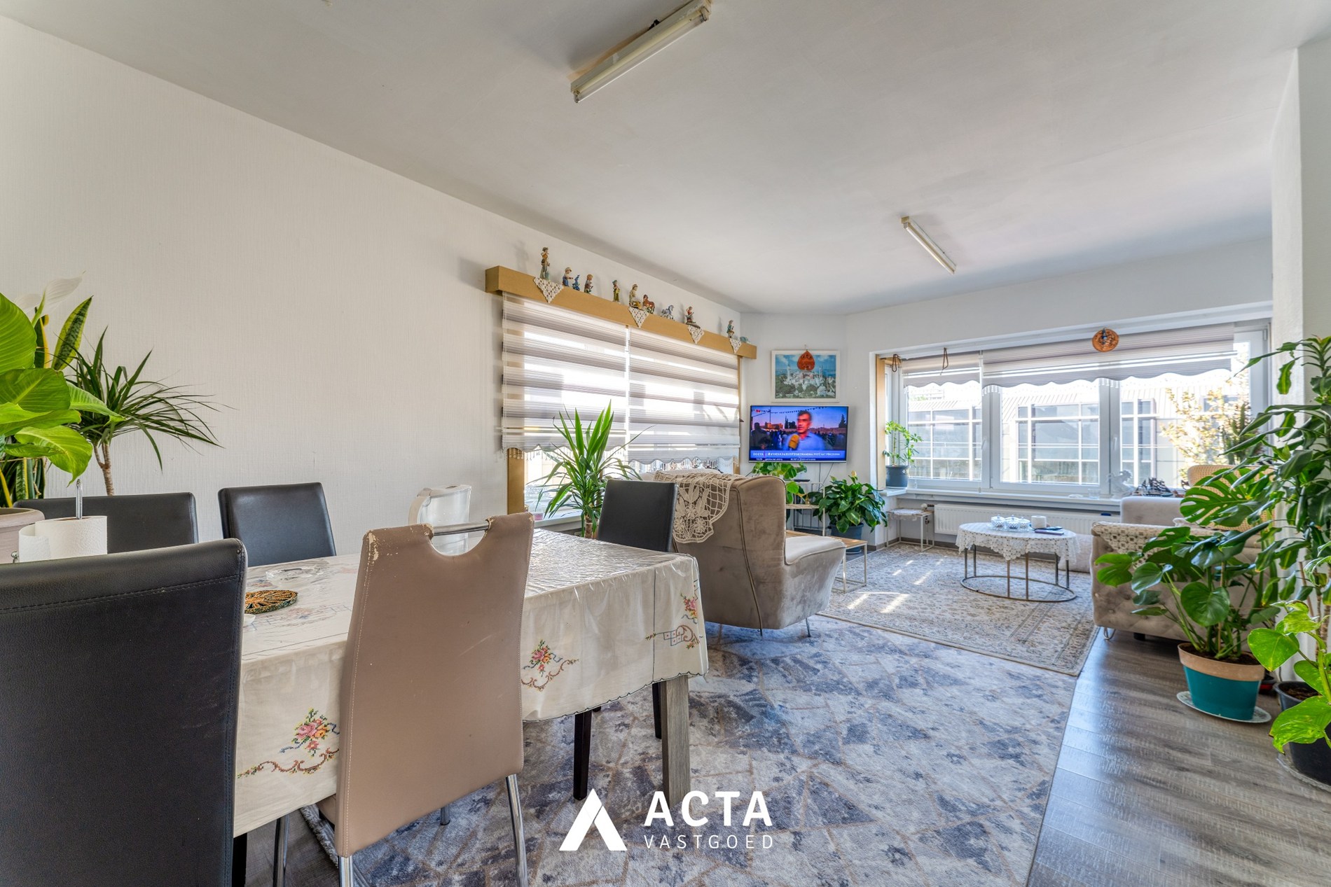 Gerenoveerde opbrengsteigendom met zes appartementen in centrum Oostende 