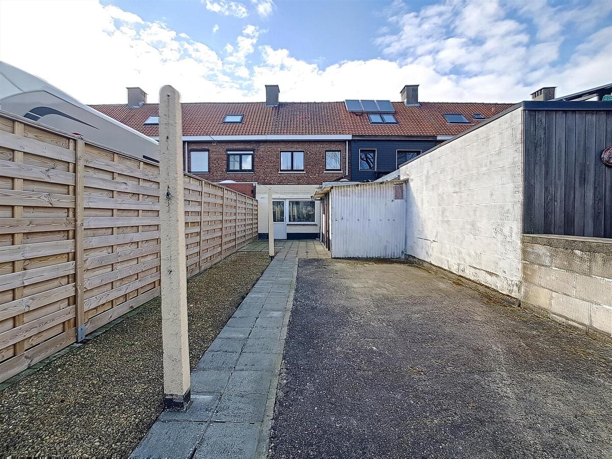 Goed gelegen woning met achteruitgang - Zeebrugge 