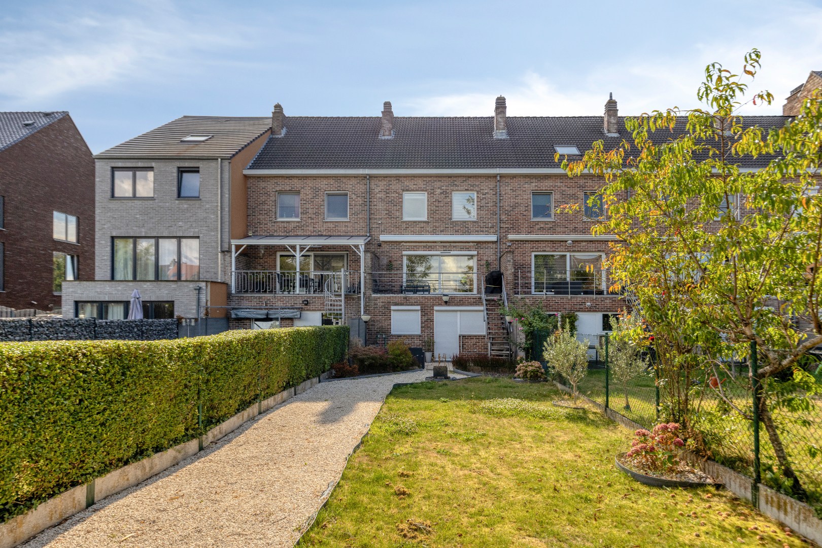 Instapklare woning (EPC:B) met 4 slpk, tuin en garage 