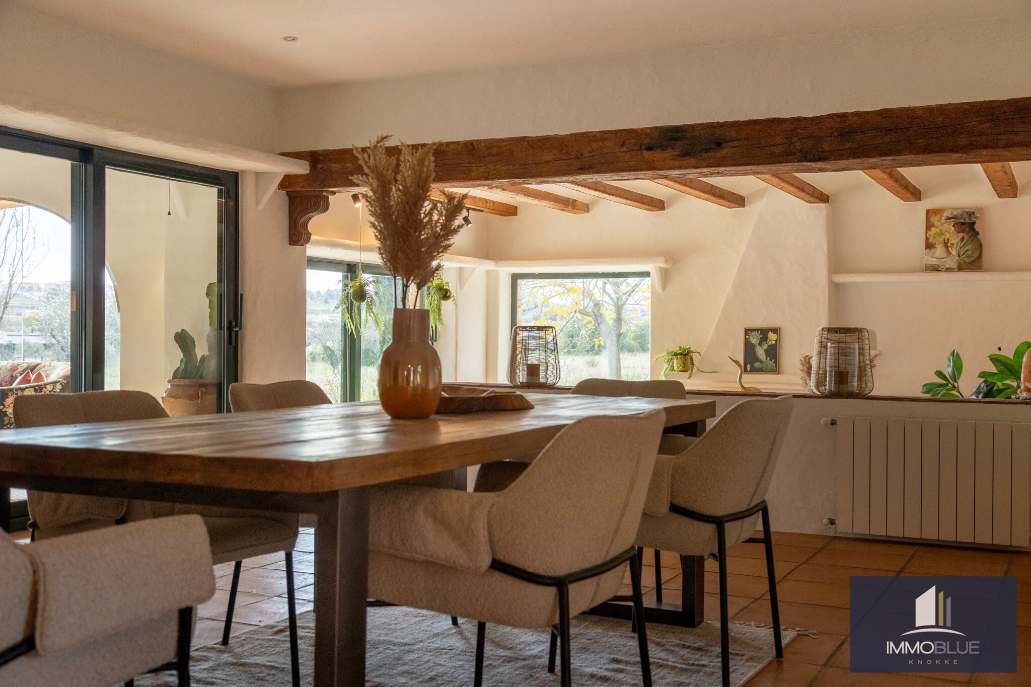 Dit uitzonderlijke landgoed, gelegen op een royaal perceel van 18.500 m² . 