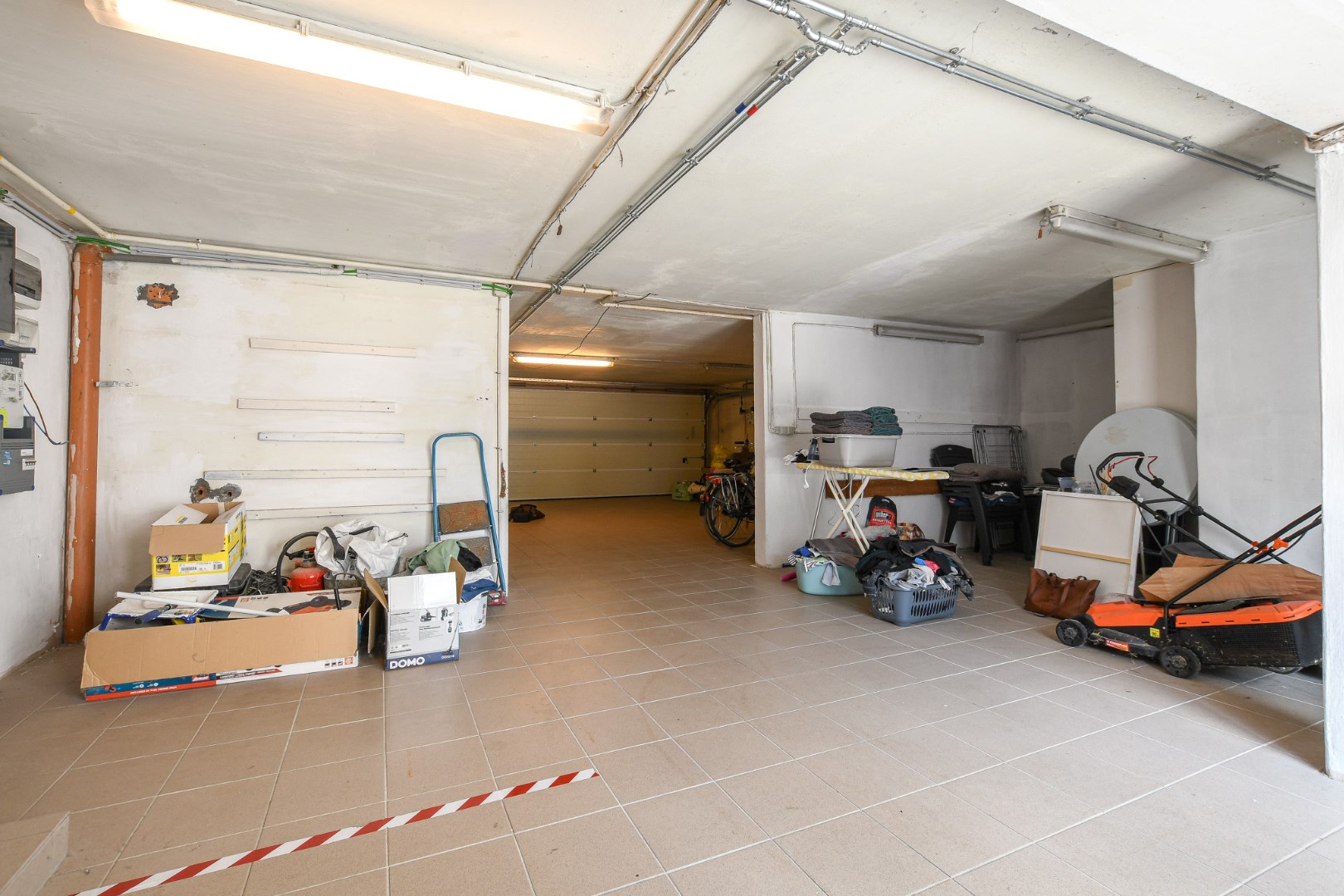 Ruime bel-etagewoning met tuin en bijgebouw, vlakbij centrum De Haan 