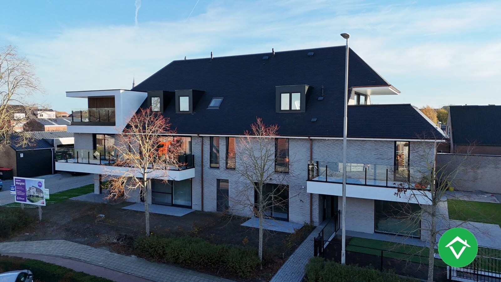 Nieuwbouwappartement met 2 slaapkamers en 2 terrassen in centrum Koekelare 