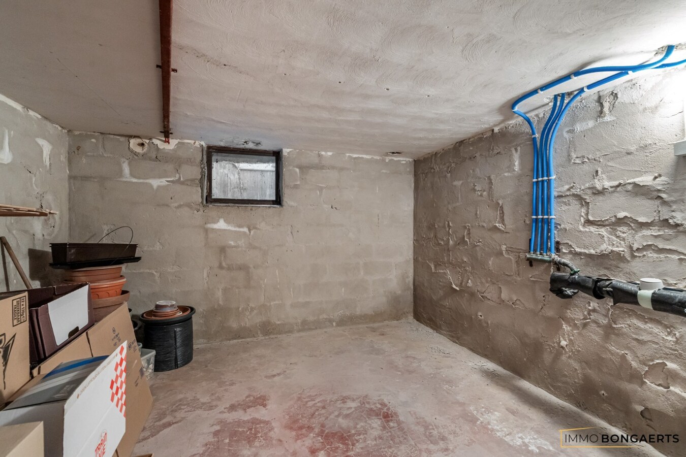Halfopen woning met 3 slaapkamers 