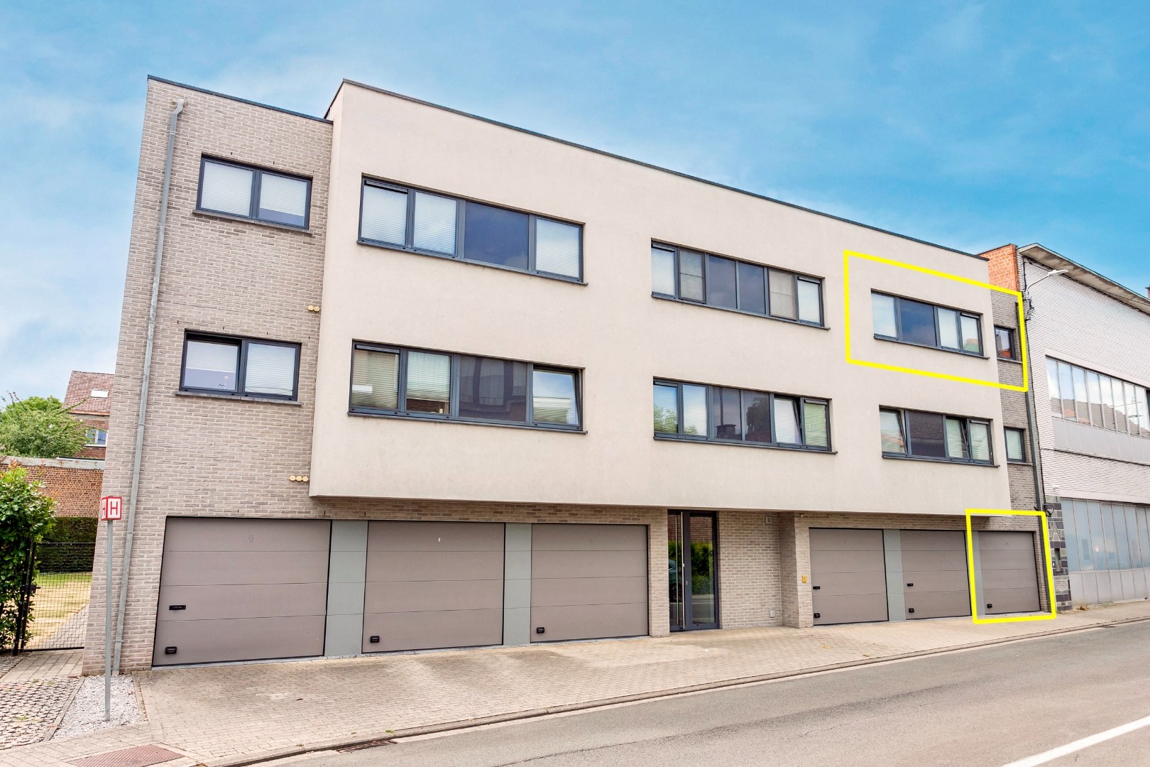 ENERGIEZUINIG APP MET 2 SLPK, TERRAS + GARAGE 