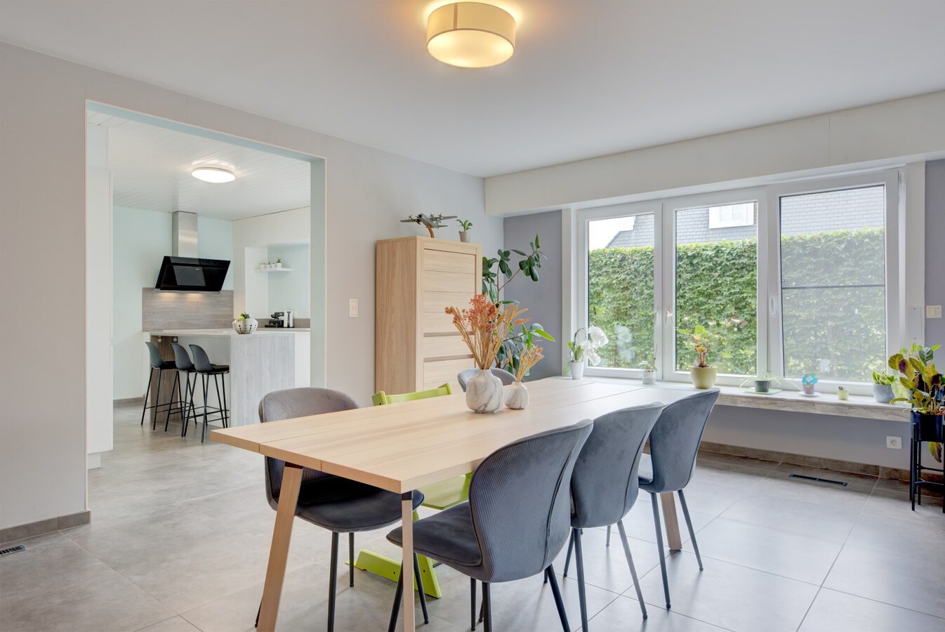 Instapklare woning met tuin - 5 slpks - toplocatie 