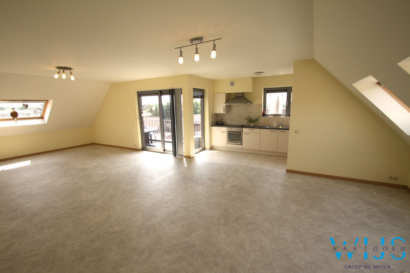 Verhuurd dak appartement - Zelzate