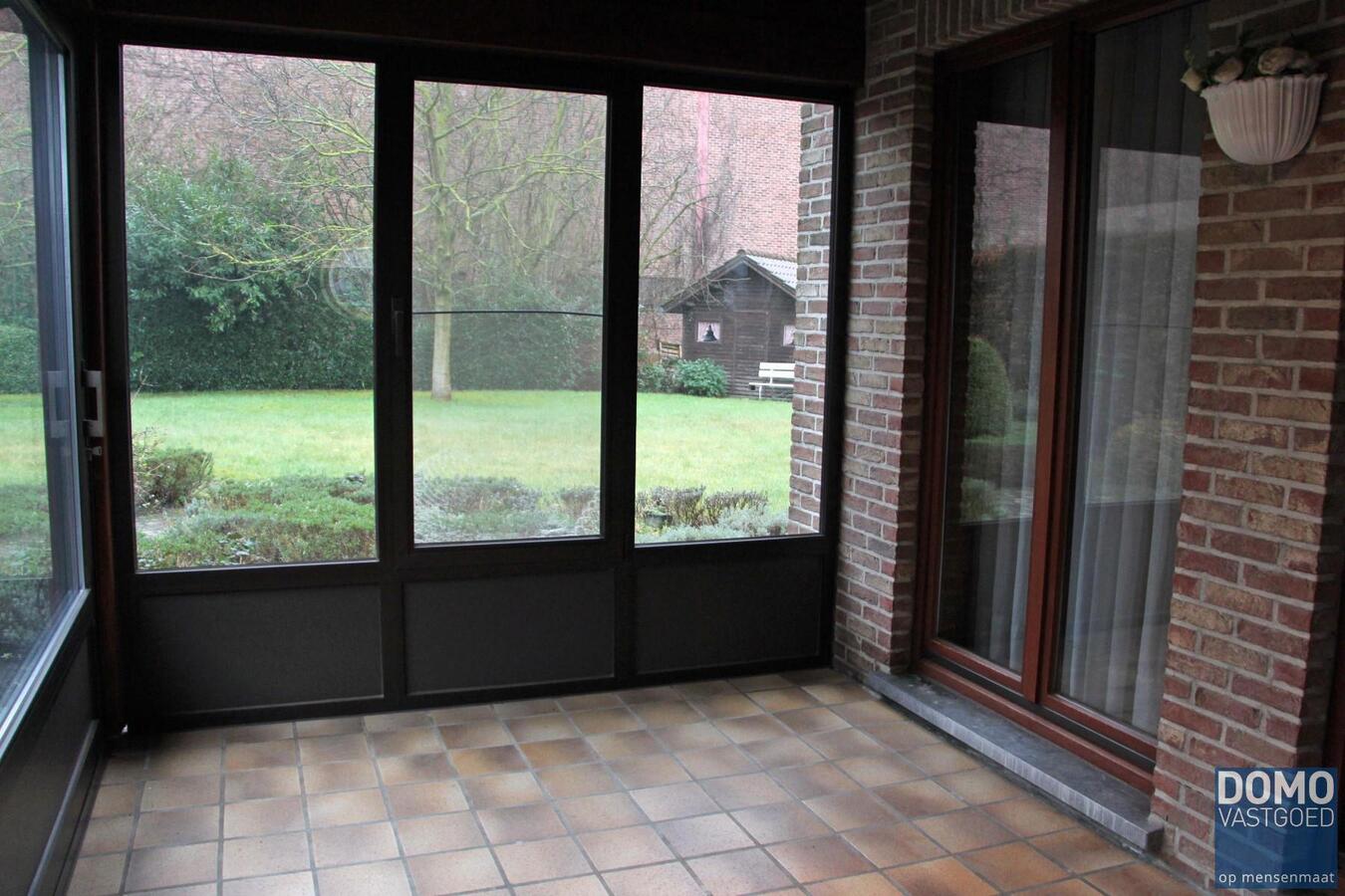 Ruime gelijkvloerse gezinswoning met 2 slaapkamers gelegen te Tuilt-Kuringen 