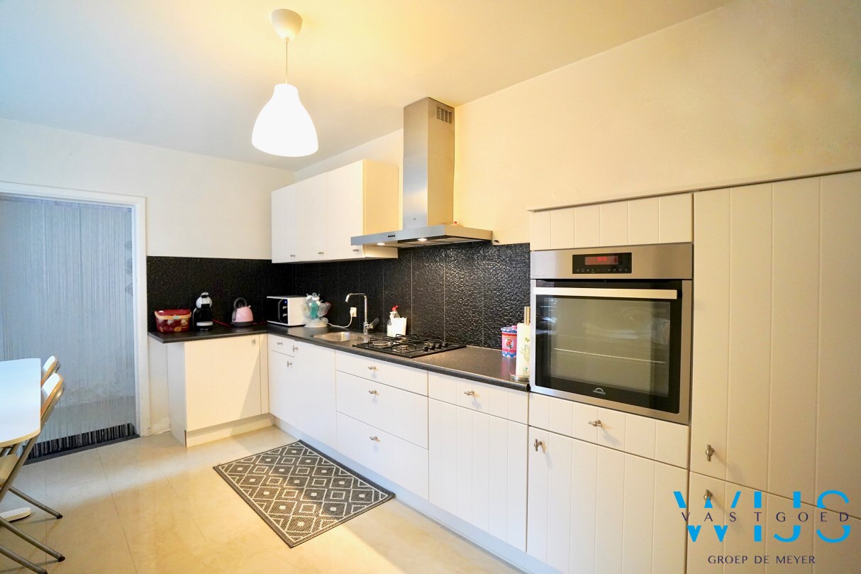 Ideaal woonhuis op rustige locatie te Zelzate ! 