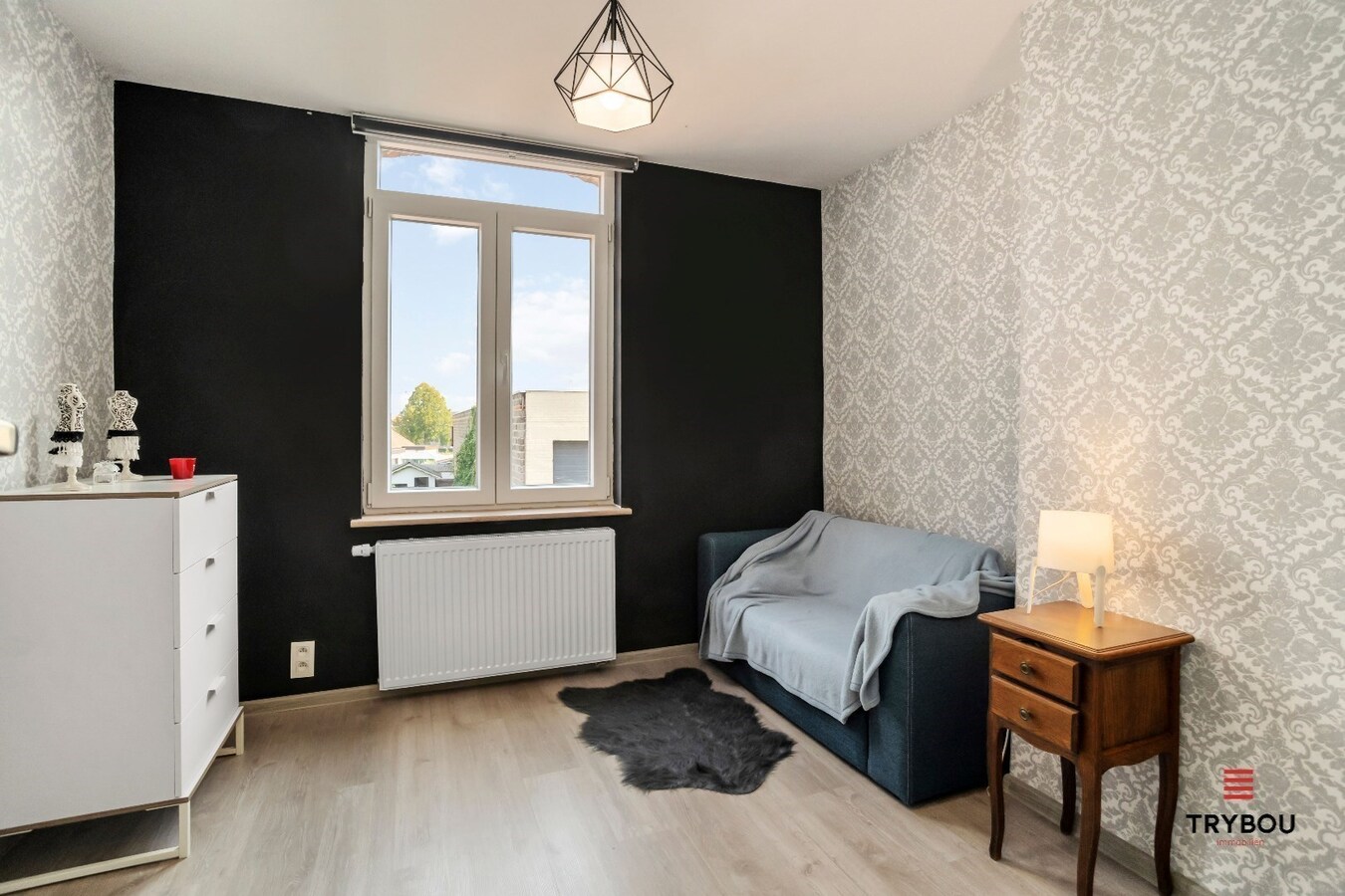 Centraal gelegen halfopen woning te Bavikhove 