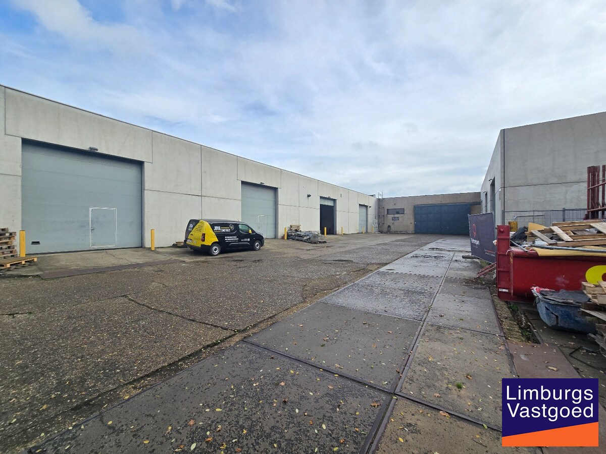 DE WAERDE - KMO UNIT 5 - 377m² - nabij E-314 