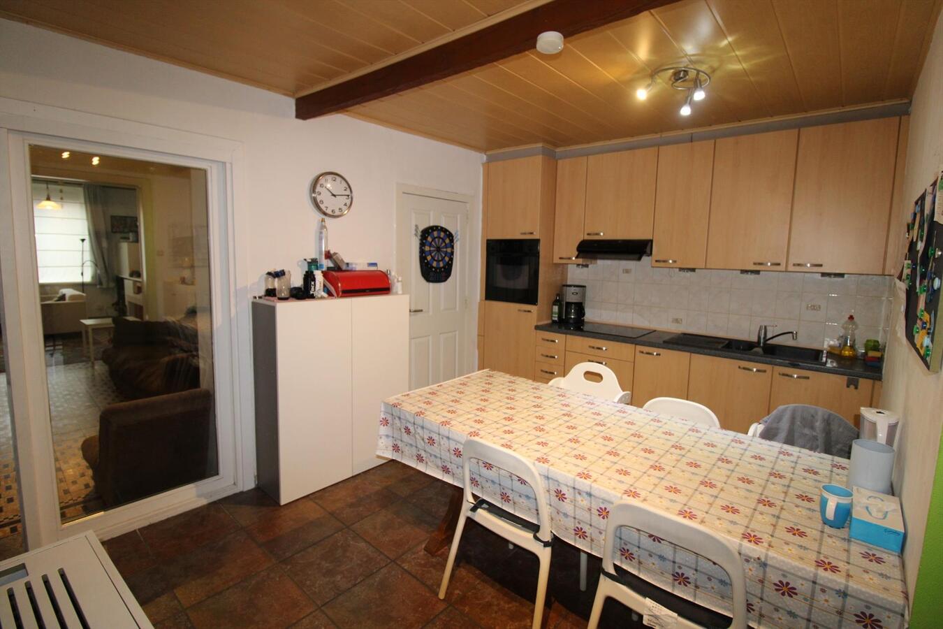 Rijwoning met 3 slaapkamers in centrum Koekelare 