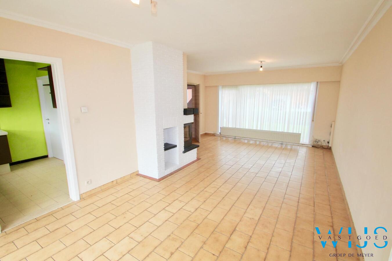 Gezellig woonhuis op een zeer rustige locatie te Lembeke ! 