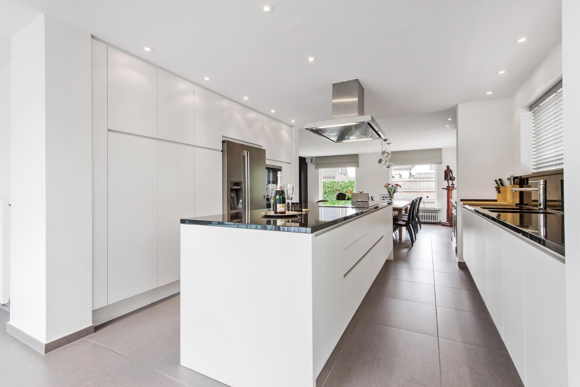 INSTAPKLARE VILLA OP ZEER CENTRALE LIGGING 