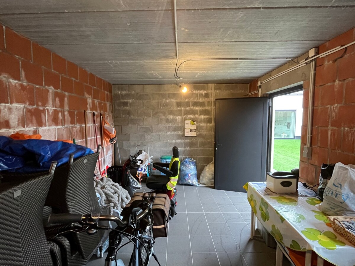 Energiezuinig, gelijkvloers 2-slpk-appartement 