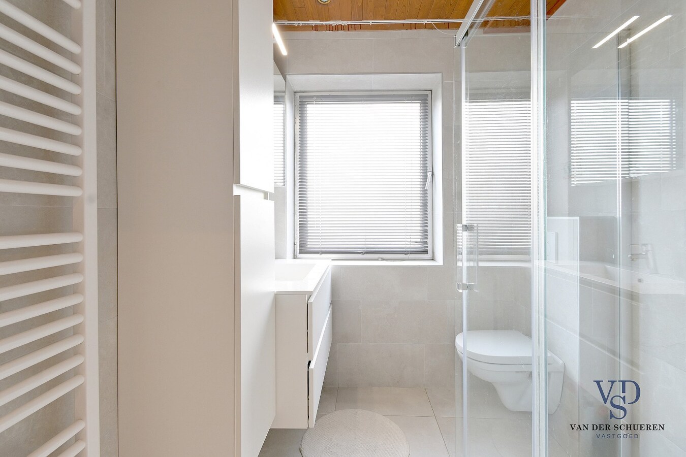 Tijdloze villa in residentiële wijk te Nazareth. 