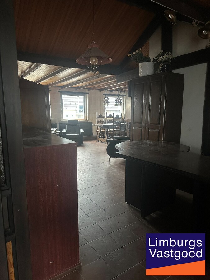 Handelshuis op commerciële ligging in Houthalen-Helchteren 