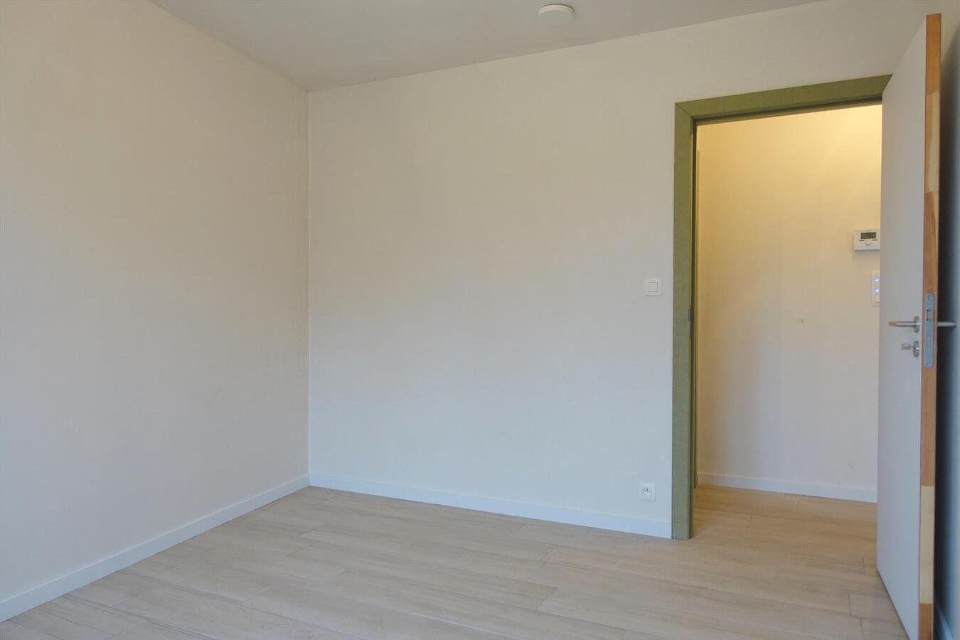 Nieuwbouwwoning met garage 