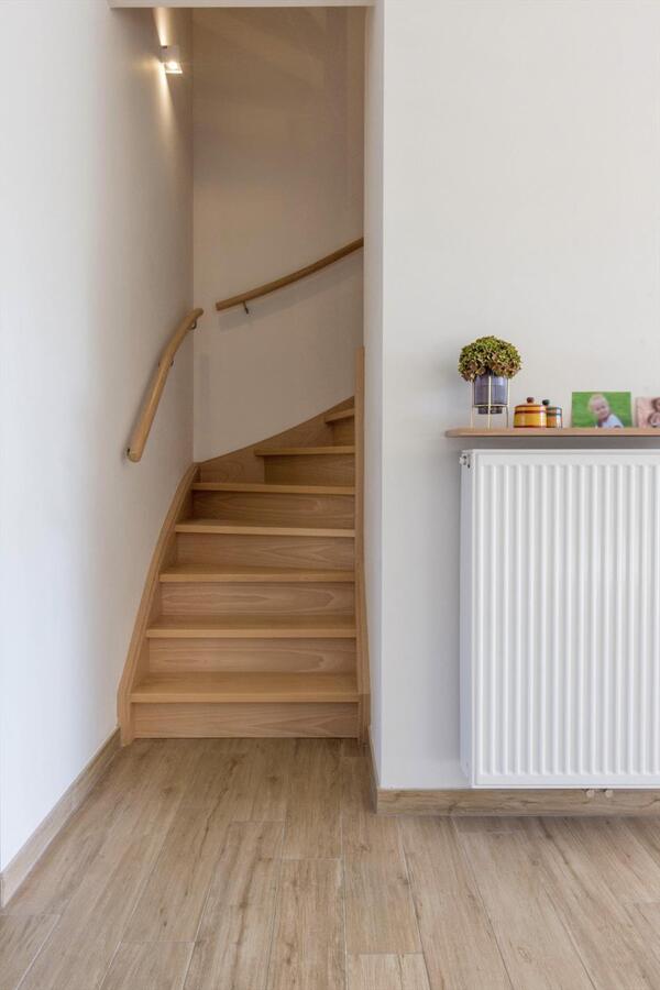 Nieuwbouwwoning met luxueuze afwerking te Merelbeke 