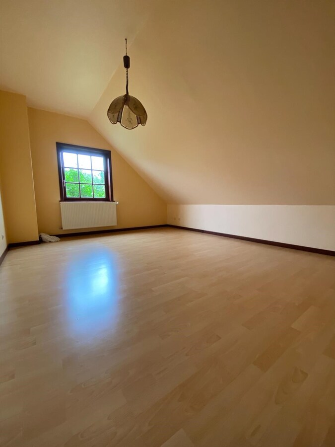 Woning met 3 slaapkamers en garage te Ichtegem 