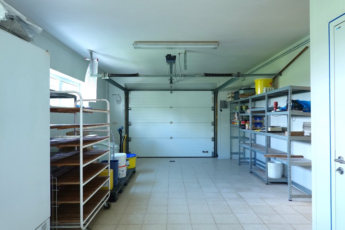 Woning met polyvalente ruimte op uitstekende ligging in Roksem 