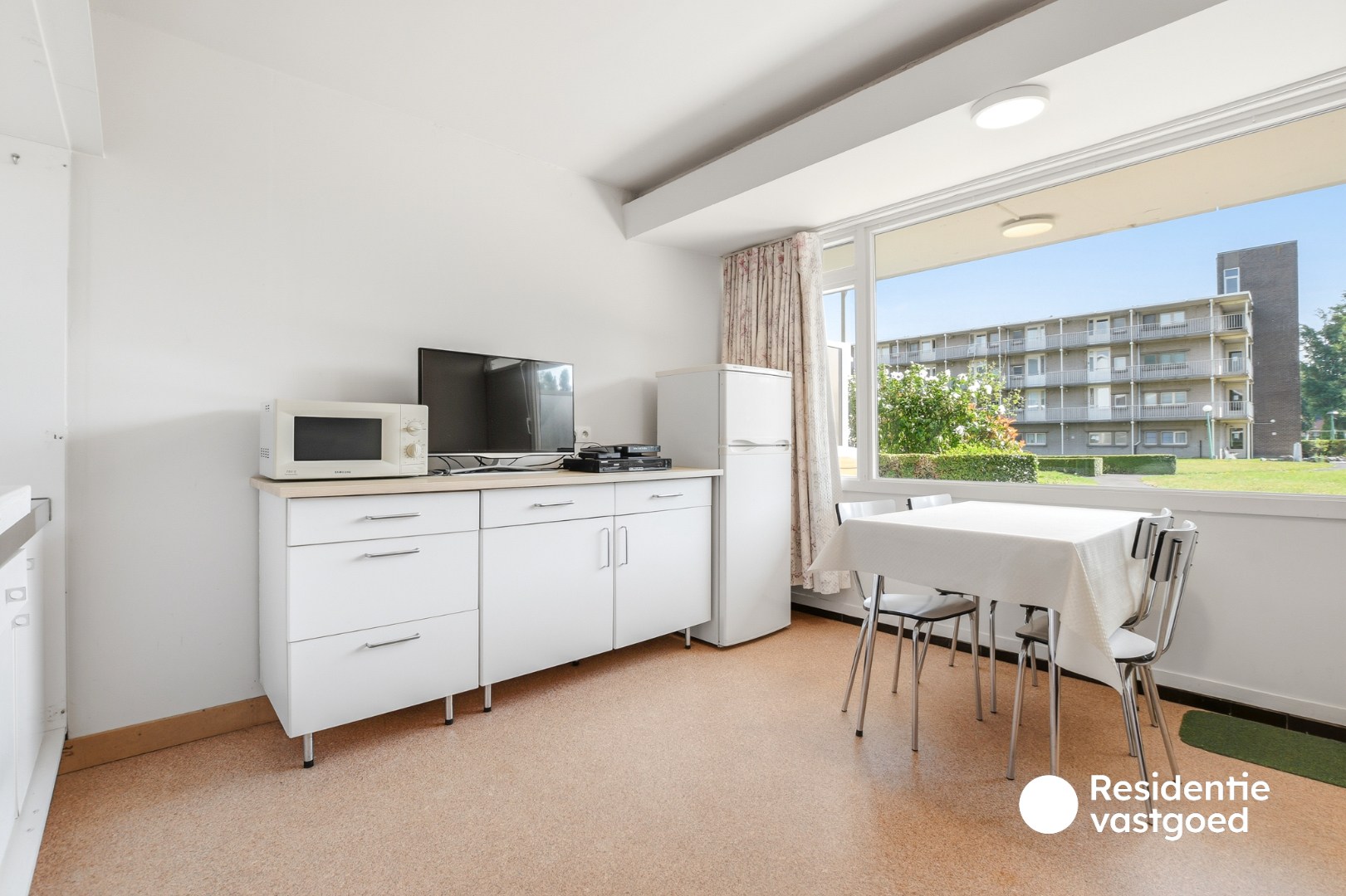 Instapklaar éénslaapkamerappartement met terras, berging en staanplaats in Vosseslag 
