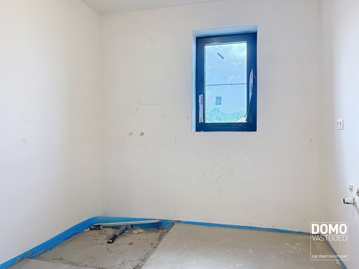 MODERNE NIEUWBOUWWONING CASCO PLUS MET 3 SLAAPKAMERS 