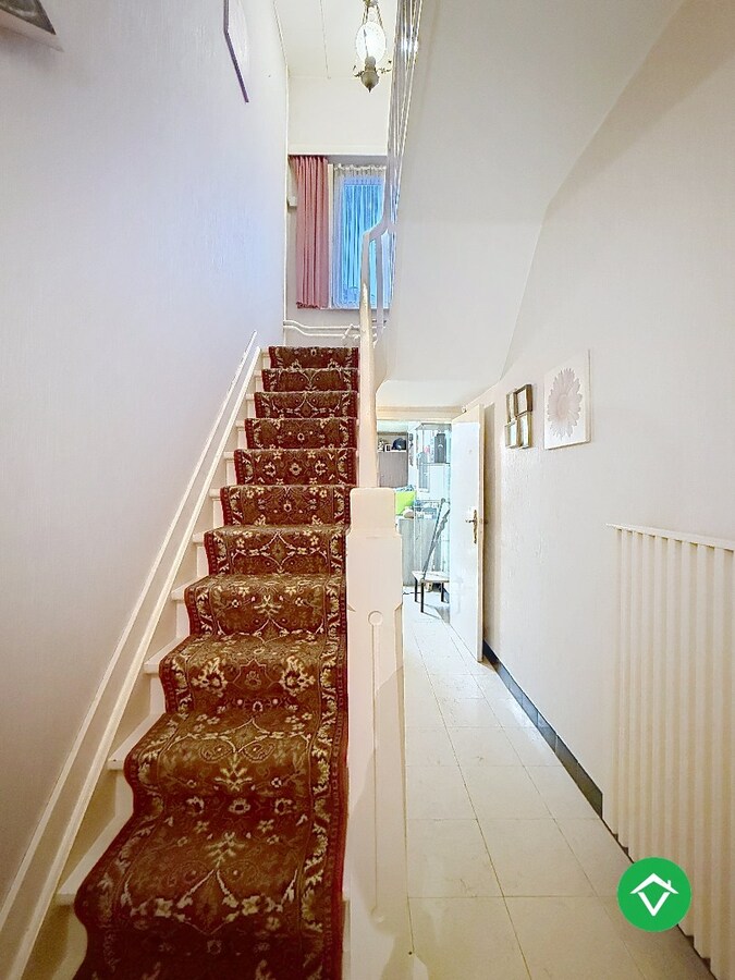 Ruime woning met 4 slaapkamers en terras te Ichtegem 