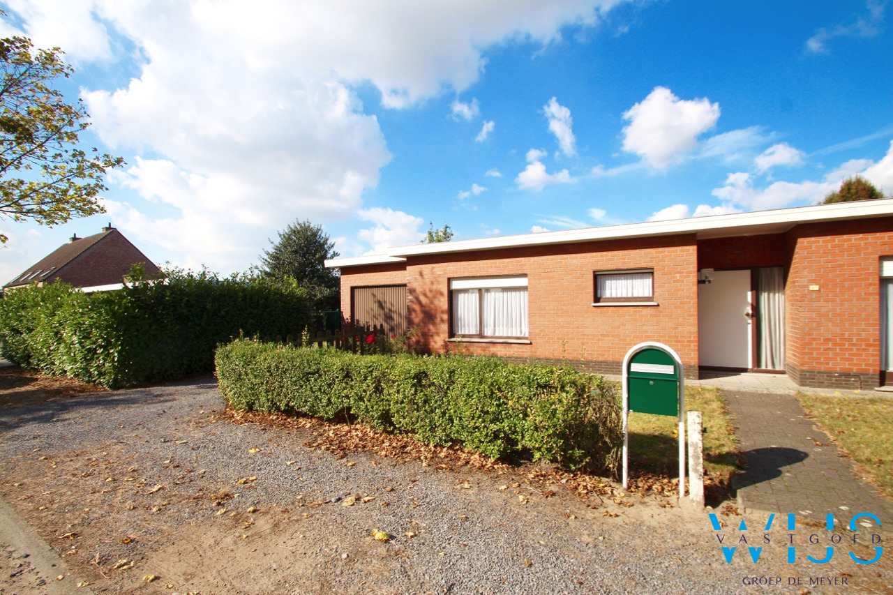 Zeer rustig gelegen bungalow te ERTVELDE 