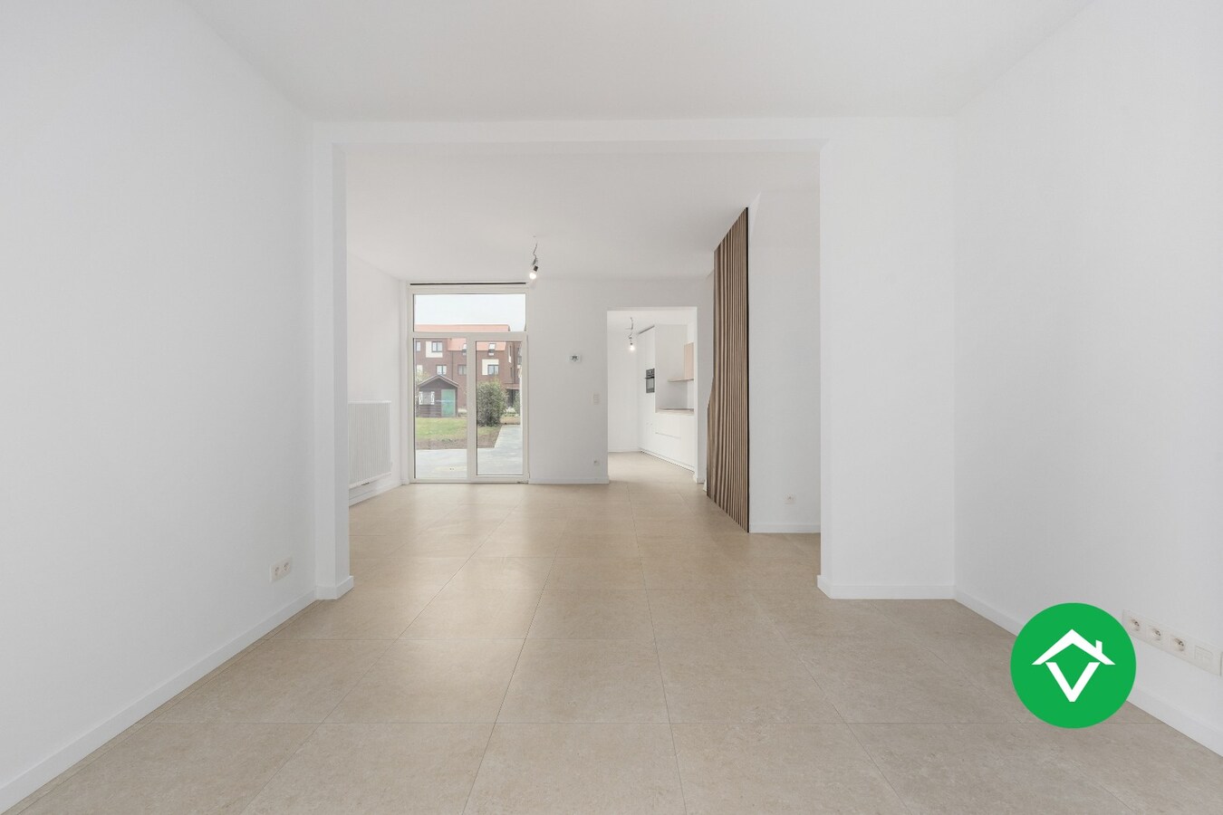 Volledig gerenoveerde woning (EPB B) met garage op topligging te Eernegem 