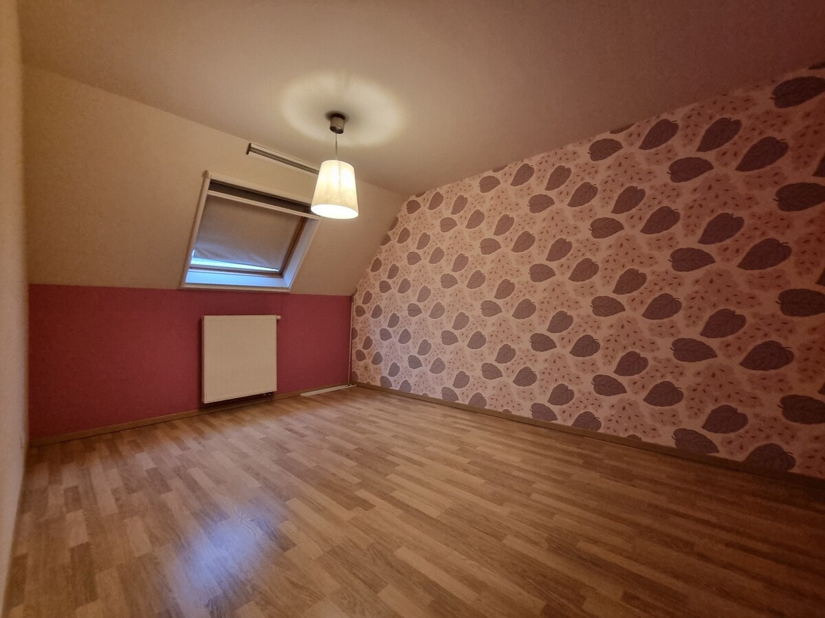 Energiezuinige halfopen gezinswoning met tuintje en ruim terras. 