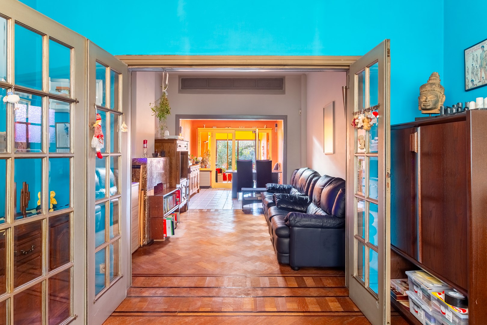 Mooie en ruime Interbellum woning met 4 slaapkamers vlakbij het Rozebroekenpark 