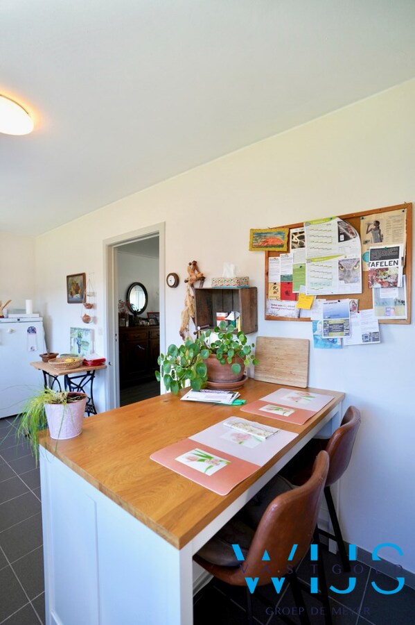 Bel-étage met inpandige garage &amp; zonnige tuin te Ertvelde! 