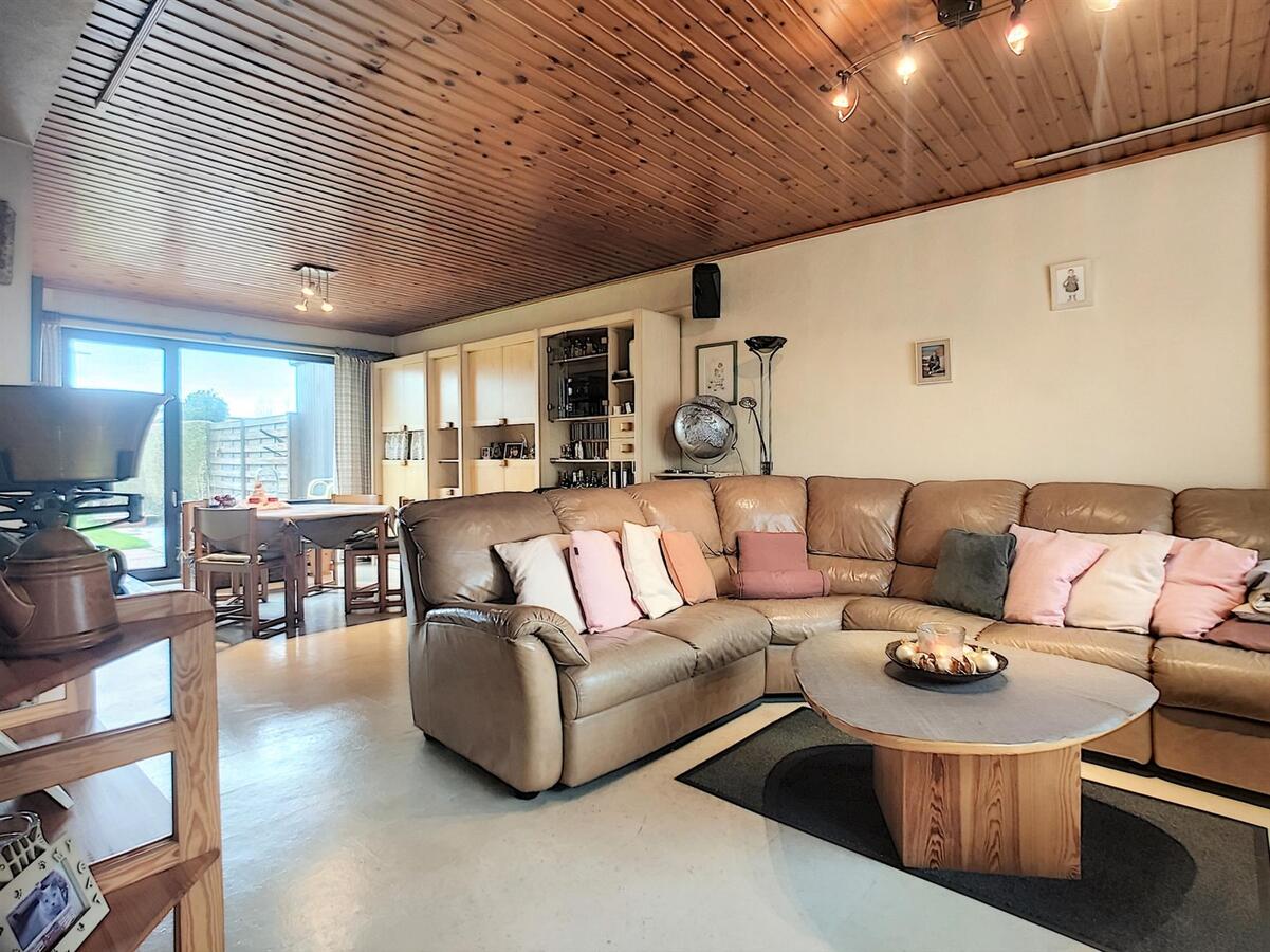 Zeer goed gelegen woning op perceel van 428m² - Heist 