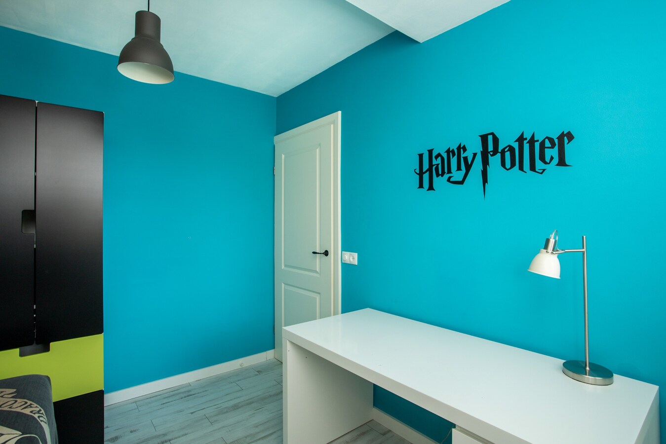 Ben je op zoek naar een ruime en veelzijdige woning op een rustige, kindvriendelijke locatie? 