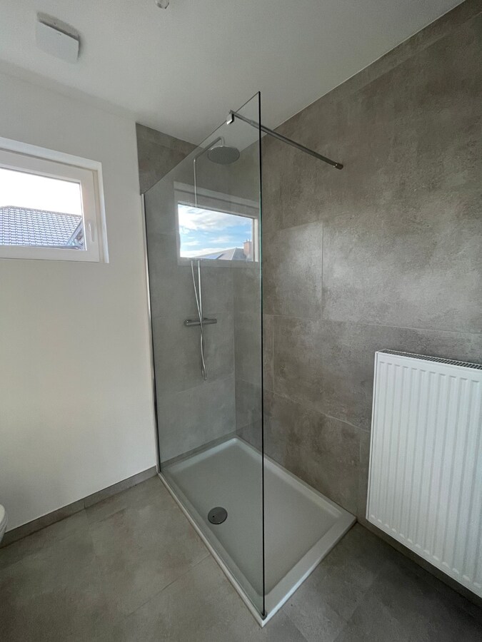 Gerenoveerde Half Open bebouwing 