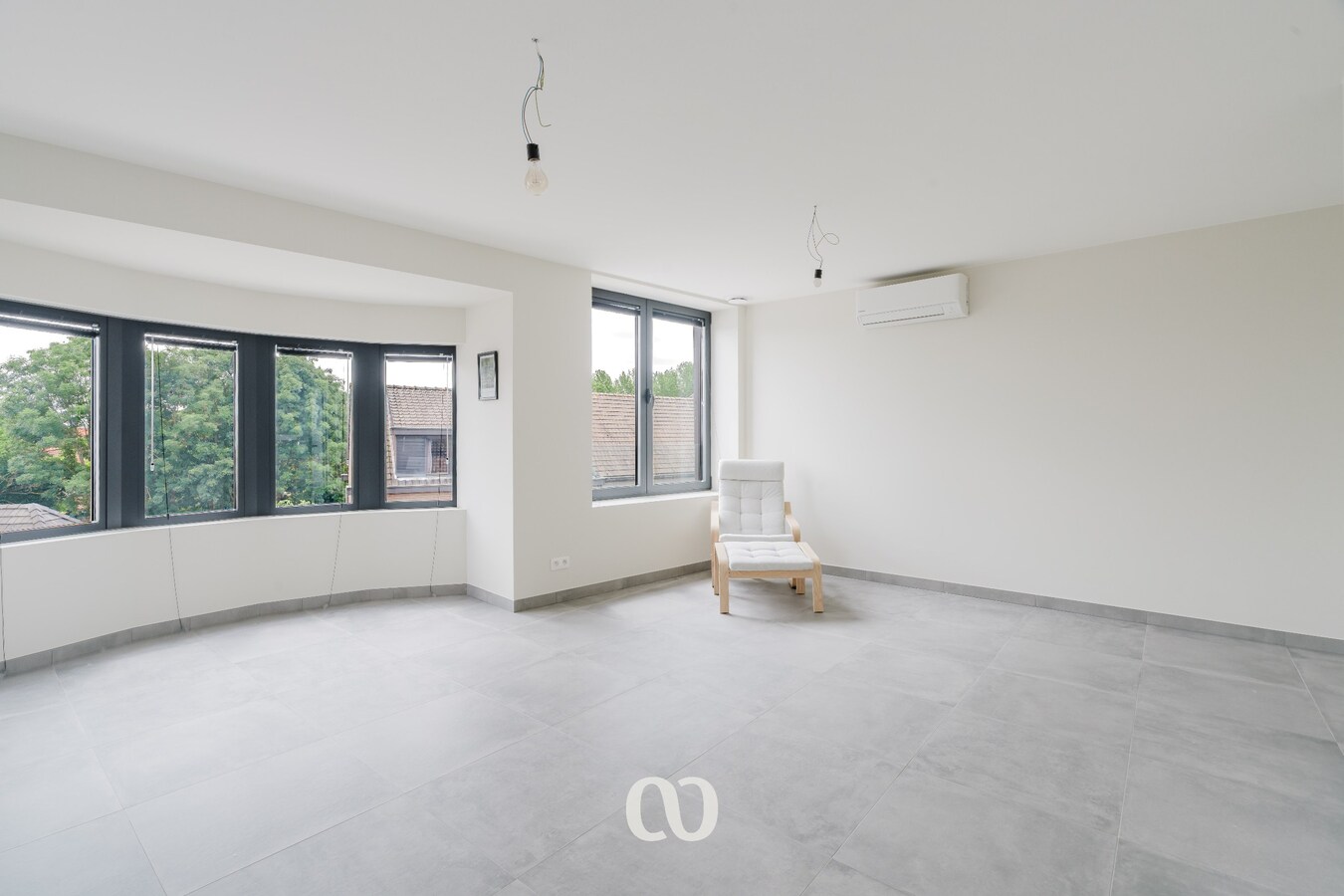 Nieuwbouwappartement met terras, staanplaats en berging in Nederename 