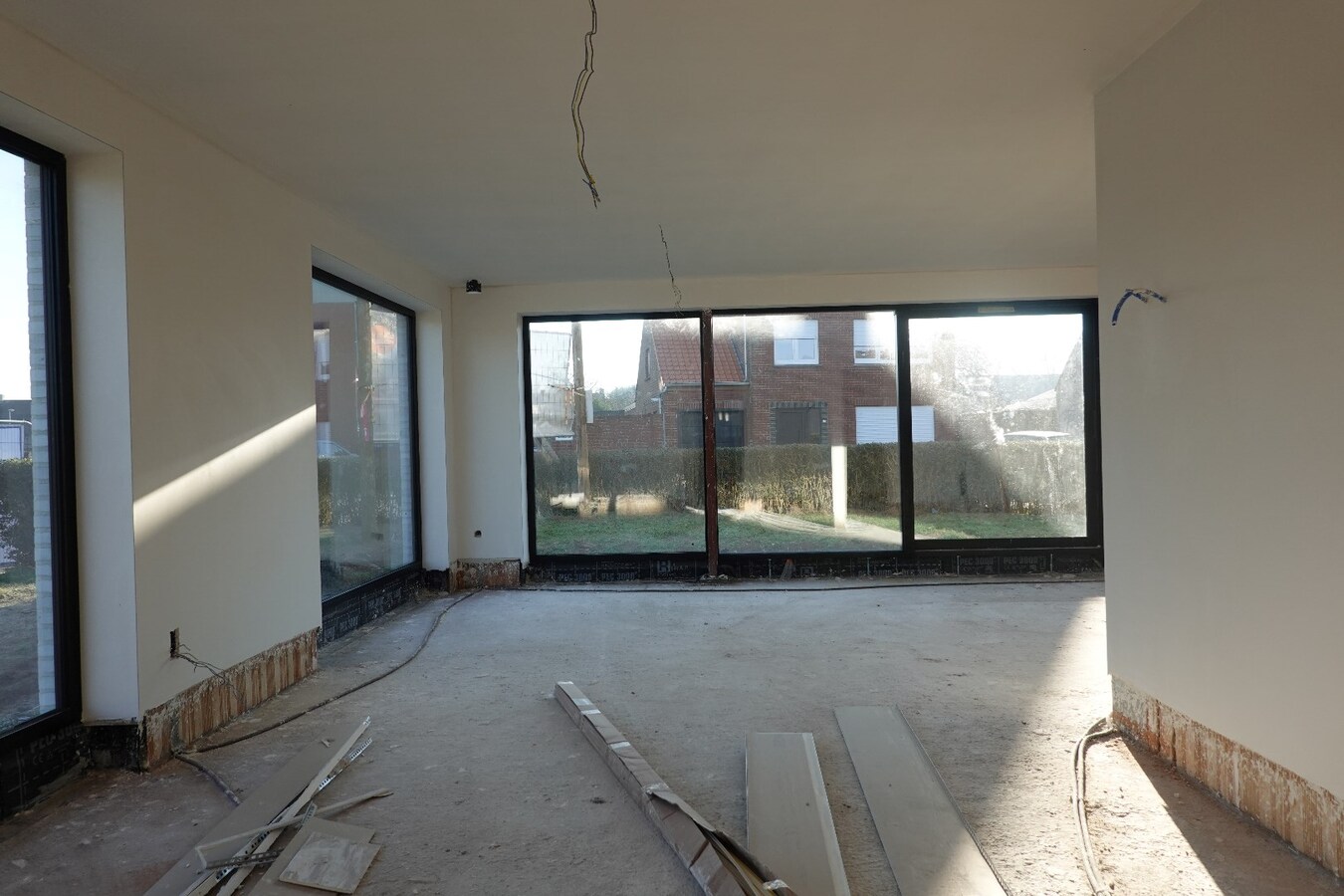 2 Ruime nieuwbouwvilla's op rustige ligging 