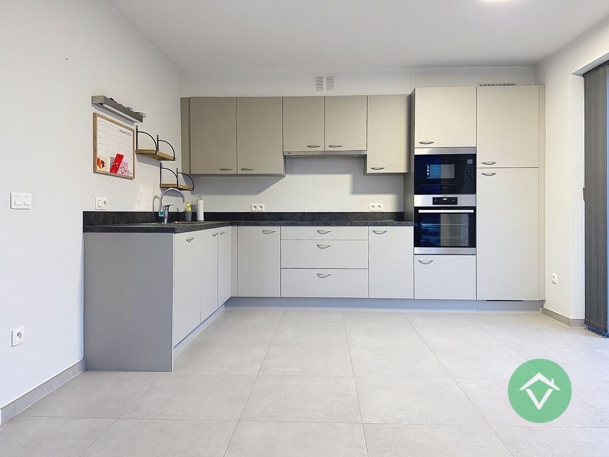 Recent halfopen nieuwbouwwoning te Koekelare. 