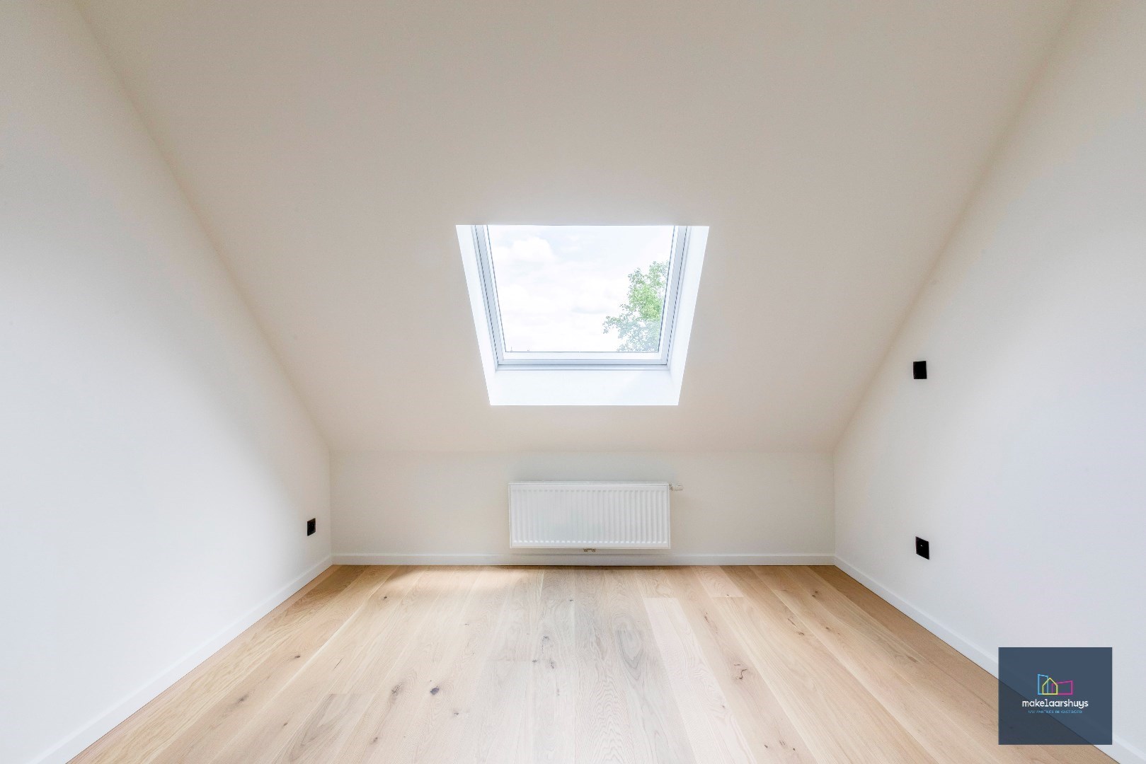 Prachtige penthouse met 2 slaapkamers en  groot terras met uniek uitzicht 