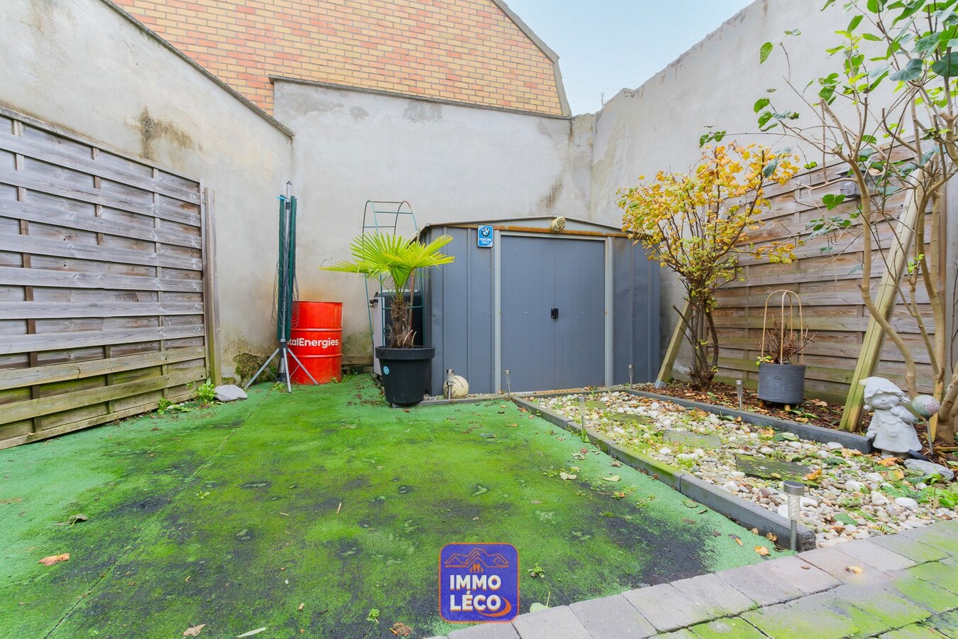 3 façades rénovée avec 4 chambres, grande terrasse sans vis-à-vis, proche du parc ! 