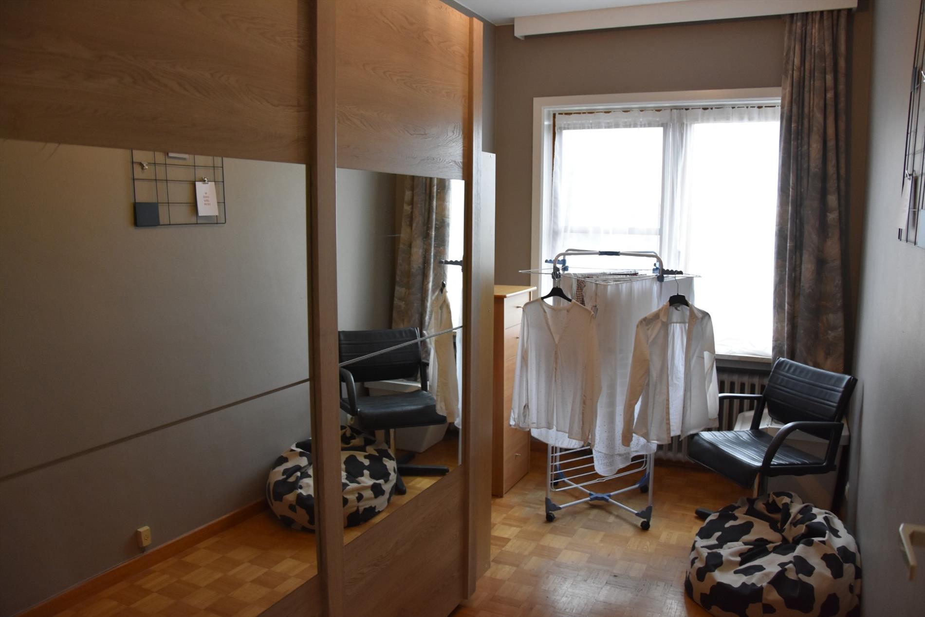 Ruim en luchtig appartement met 3 kamers en garage 