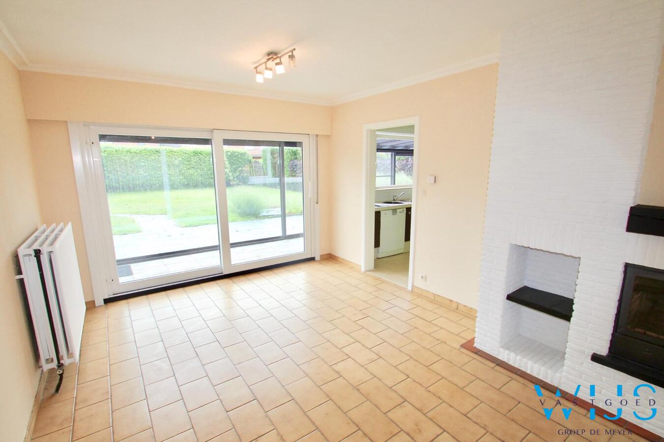 Gezellig woonhuis op een zeer rustige locatie te Lembeke ! 