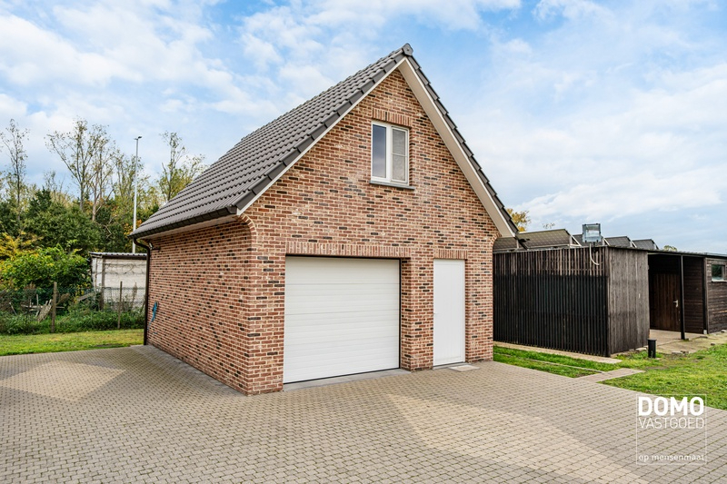 UITZONDERLIJK PERCEEL VAN 2 HA 50 A MET RUIME WONING EN TAL VAN MOGELIJKHEDEN 
