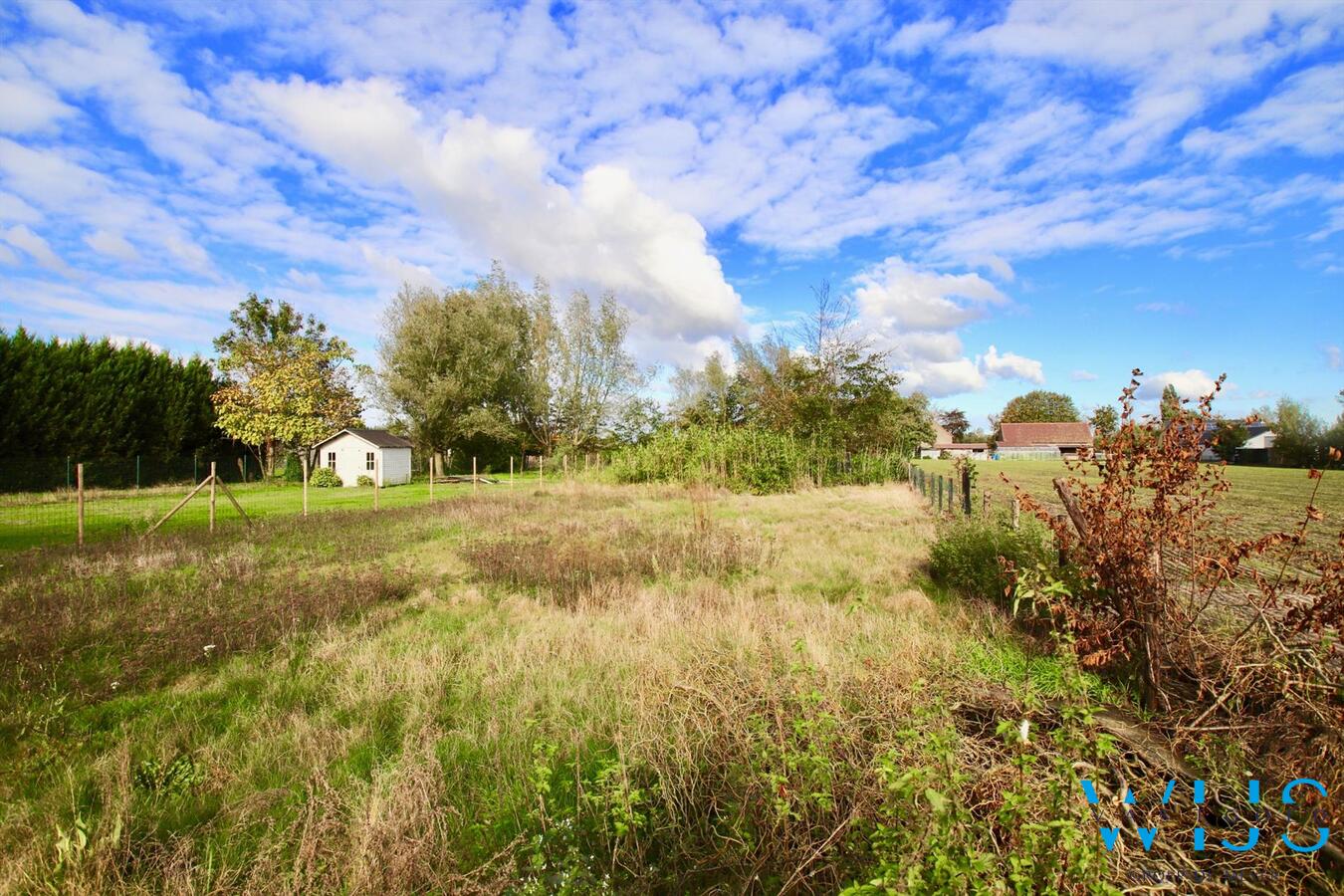 Ruime bouwgrond van 1.998 vierkante te Oosteeklo ! 