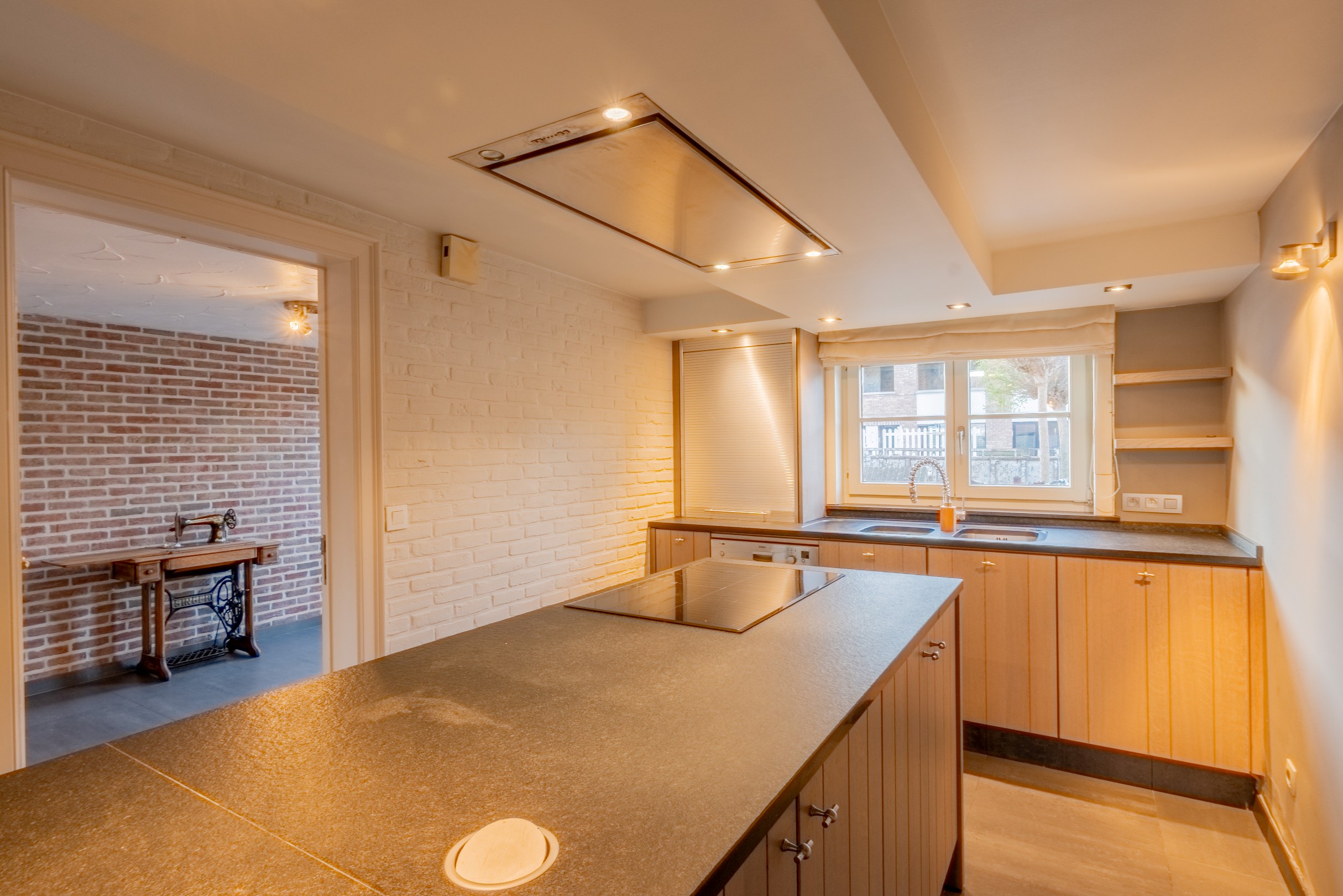 Instapklare gezinswoning op wandelafstand van het station en Zeedijk Heist (met mogelijkheid tot aankoop van een aanpalende garage 