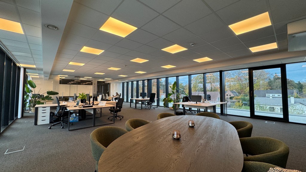 Mooi ingerichte kantoren te huur op zichtlocatie in Sint-Martens-Latem