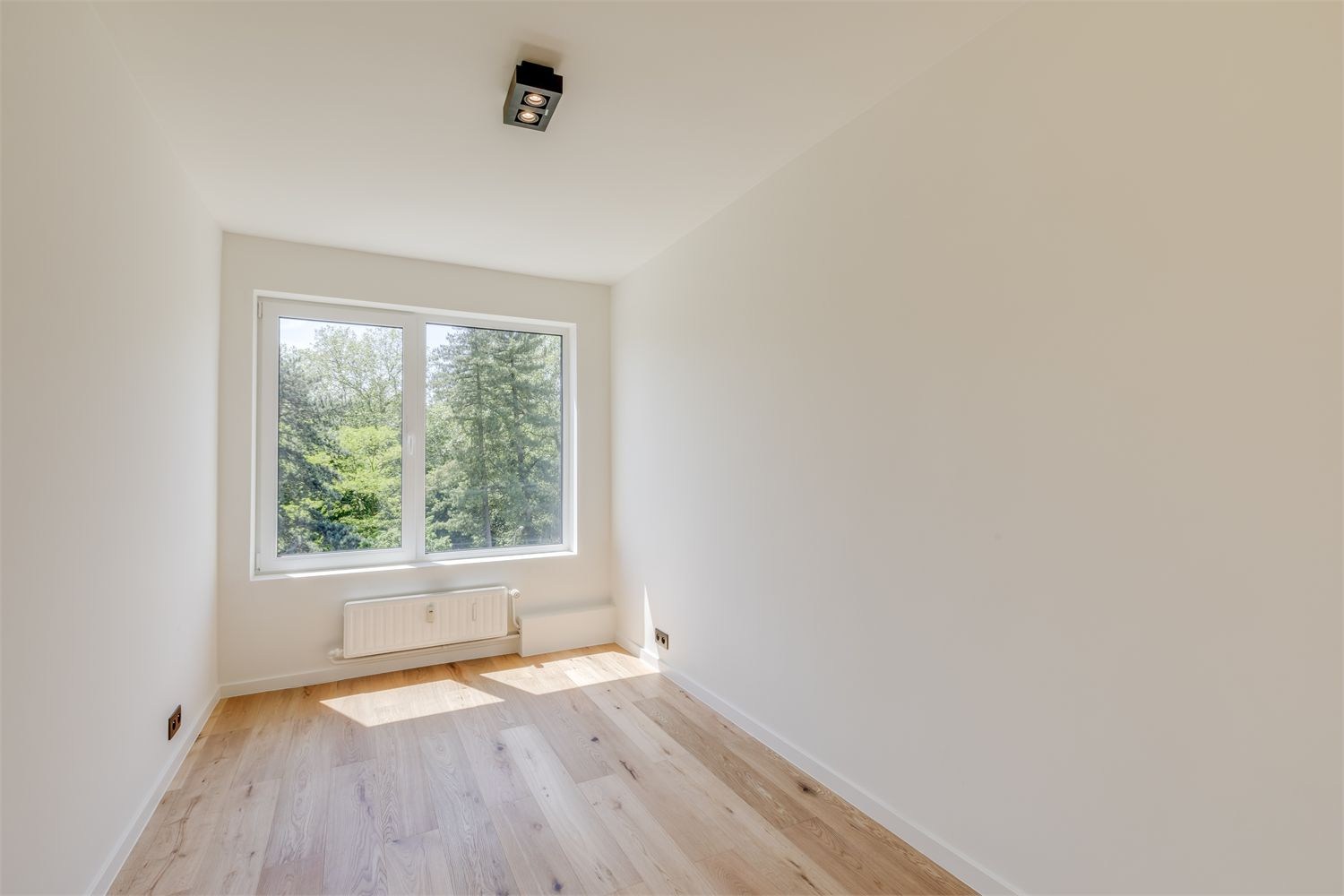 Hoogwaardig appartement met panoramisch zicht op het Citadelpark 