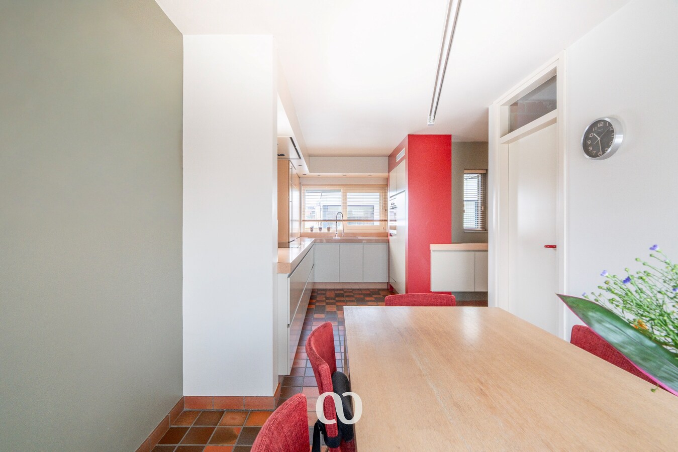 Bijzondere architectenwoning in groene en rustige omgeving 