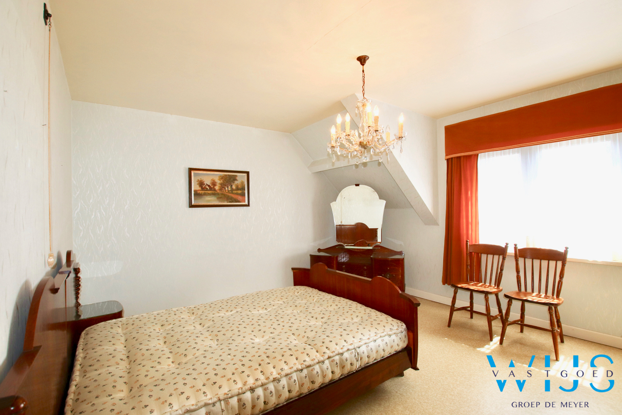 Zeer degelijk woonhuis op TOPlocatie te ERTVELDE ! 